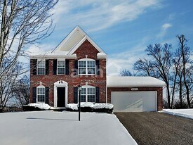 10024 Oriole Ct in Miamisburg, OH - Building Photo
