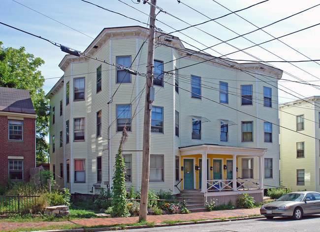 59 Brackett St in Portland, ME - Building Photo - Building Photo