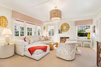 357 Seabreeze Ave in Palm Beach, FL - Building Photo - Building Photo