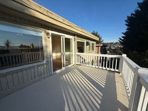 2225-2229 W Raye St in Seattle, WA - Building Photo - Building Photo