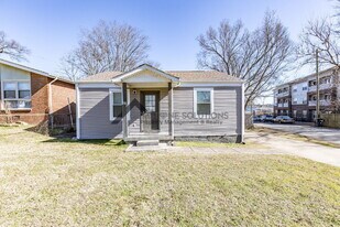 1018 Clemmons St in Nashville, TN - Building Photo