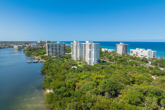 La Fontana in Boca Raton, FL - Foto de edificio - Building Photo