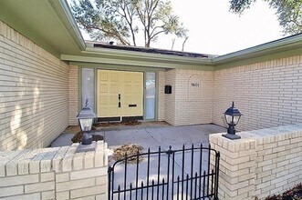 1610 Alexander Dr in Waxahachie, TX - Building Photo - Building Photo