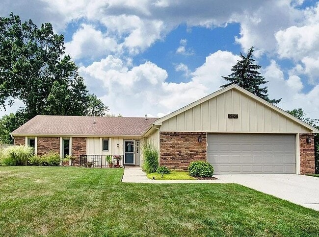 property at 2127 Skyhawk Dr