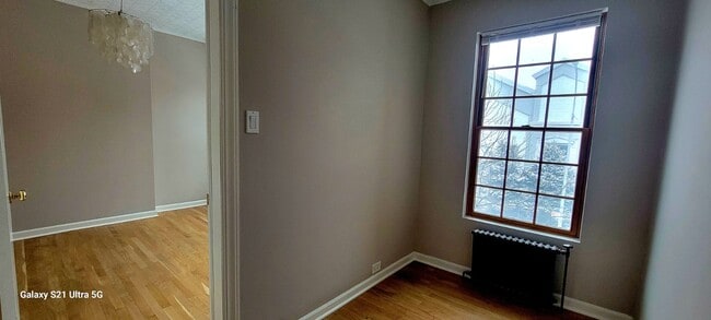 677 Leonard St, Unit 2 in Brooklyn, NY - Foto de edificio - Building Photo