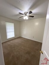235 Dogwood Pointe Dr in McMinnville, TN - Building Photo - Building Photo