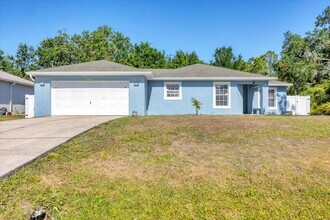 2821 Embassy Rd in North Port, FL - Building Photo - Building Photo