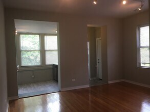 4740 N Malden St, Unit 1F in Chicago, IL - Building Photo - Building Photo