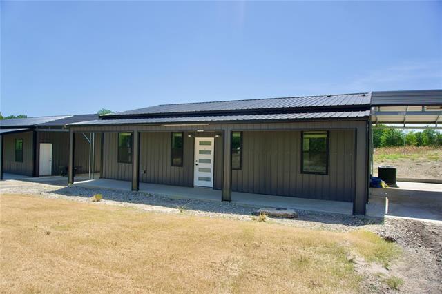325 Co Rd 560 in Farmersville, TX - Building Photo