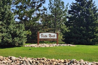 The Villas at Vista North in Bemidji, MN - Foto de edificio - Building Photo