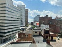 109 W. Lexington St. Apartments photo'