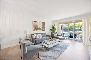 5455 Worthington Ln in Naples, FL - Building Photo