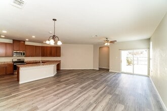 2012 Brandywine Dr in New Braunfels, TX - Building Photo - Building Photo