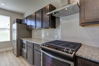 6101 Hanover Woods Dr in Caledonia, MI - Building Photo - Building Photo