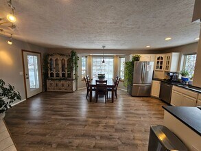 15405 E 26th Ct in Spokane Valley, WA - Building Photo - Building Photo