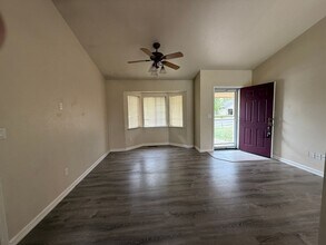 5675 Grasswood Dr in Sparks, NV - Building Photo - Building Photo