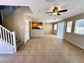 6038 Devers Ct in Las Vegas, NV - Building Photo - Building Photo