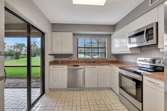 17396 Boca Club Blvd in Boca Raton, FL - Building Photo - Building Photo