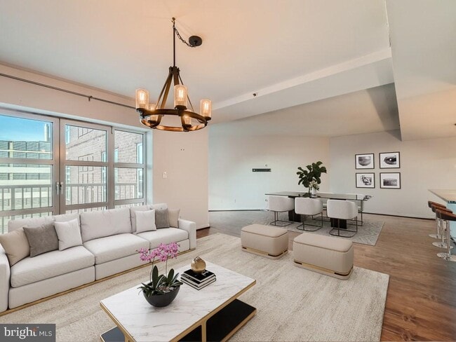 250 President St