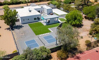 13613 N 76th St in Scottsdale, AZ - Building Photo