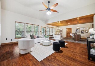 20603 Ridgeview Rd in Lago Vista, TX - Building Photo - Building Photo