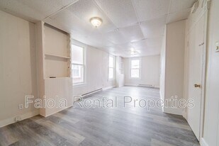 212 N 2nd St in Millville, NJ - Building Photo