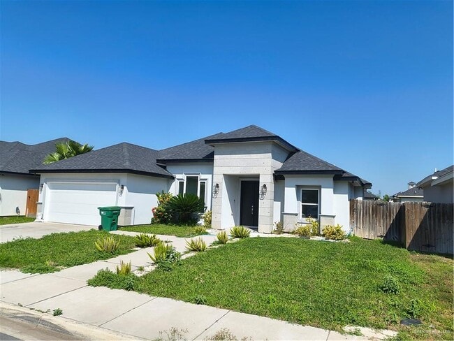 property at 11 West Dr