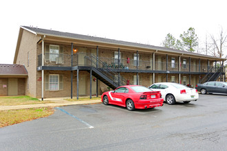 Cottondale Efficiency Apartments in Cottondale, AL - Building Photo - Building Photo