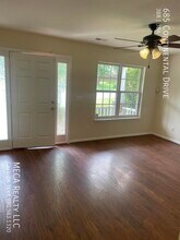 685 Continental Dr in Concord, NC - Building Photo - Building Photo