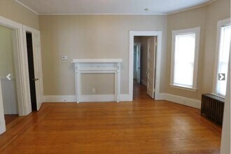 12 Cutter Ave in Somerville, MA - Building Photo - Building Photo