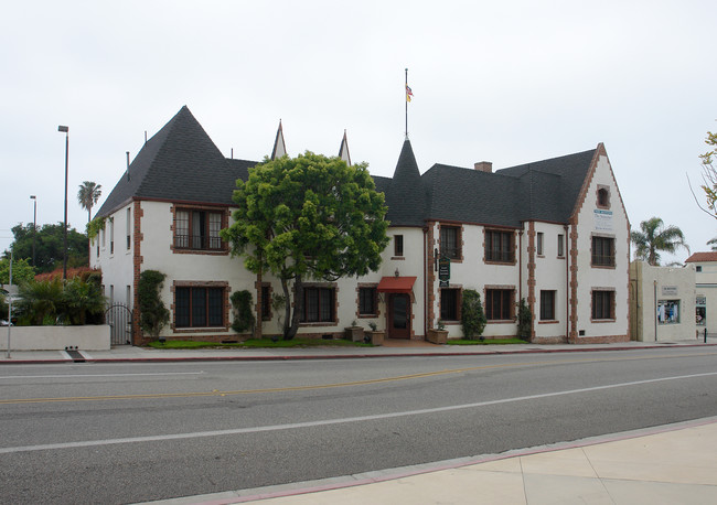 Somerset Apartments in Ventura, CA - Building Photo - Building Photo