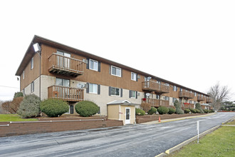 Peppermill Place Apartments in Lapeer, MI - Building Photo - Building Photo