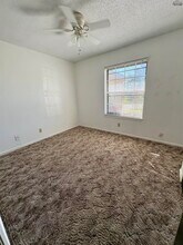 205 E Garden Dr in Iowa Park, TX - Building Photo - Building Photo