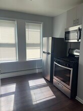 3914 Maine Ave, Unit 3rd Floor in Baltimore, MD - Foto de edificio - Building Photo