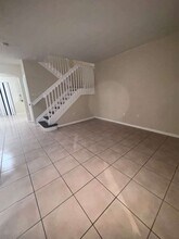 2819 SE 15th Rd in Homestead, FL - Foto de edificio - Building Photo