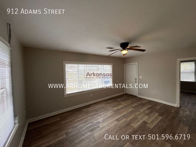 912 Adams St in Little Rock, AR - Building Photo - Building Photo