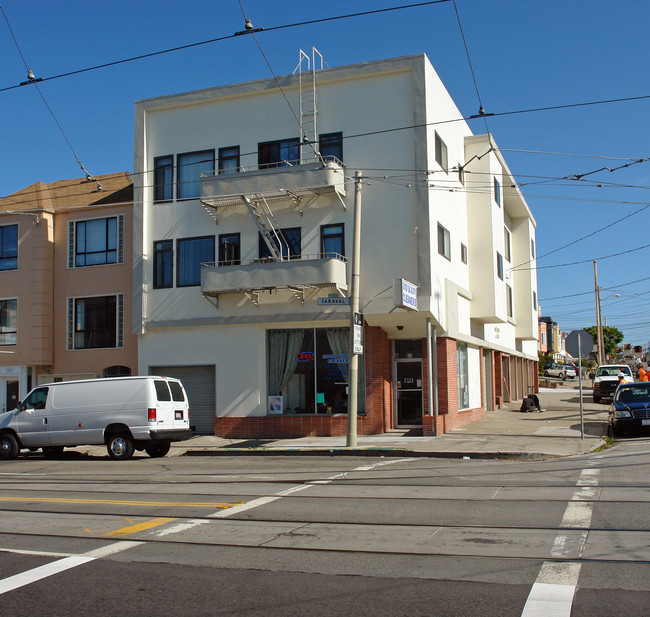 2395 35th St in San Francisco, CA - Building Photo - Building Photo