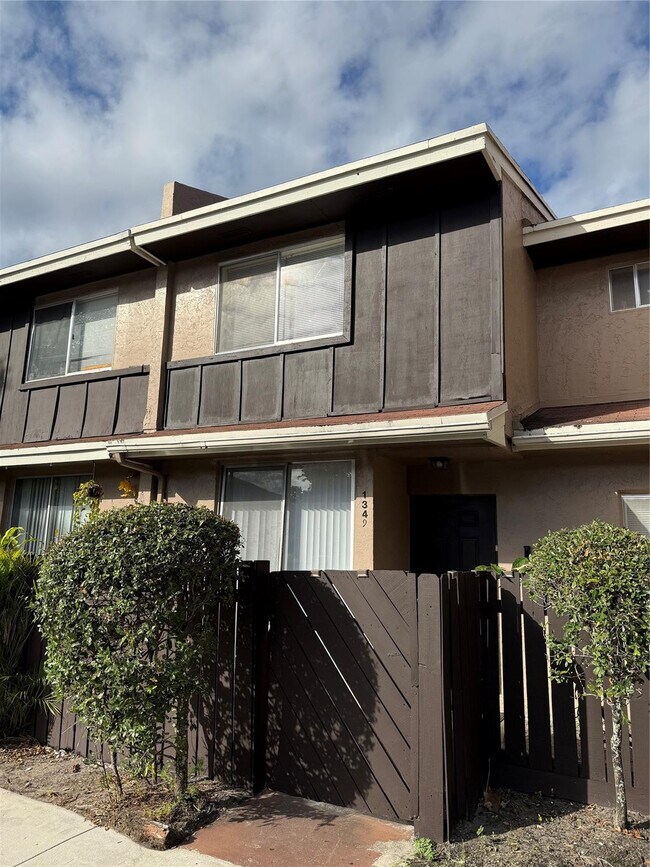 1349 Sussex Dr in North Lauderdale, FL - Building Photo - Building Photo