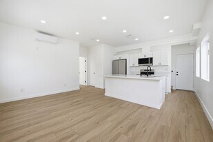 6409 Gary Ct in San Diego, CA - Building Photo