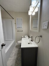 5075 Somerset Ave, Unit floor 1 in Detroit, MI - Building Photo - Building Photo