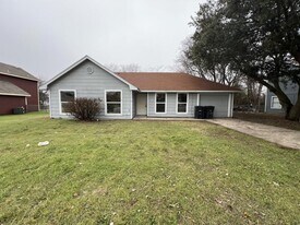 2111 Caprice Dr in Killeen, TX - Building Photo