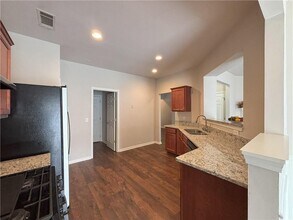 5610 Sterling Ct in Cumming, GA - Building Photo - Building Photo