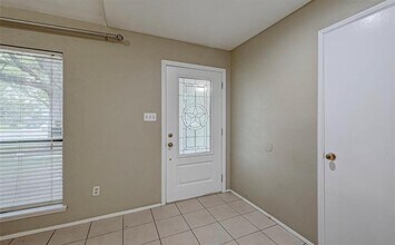 16910 Cairngale St in Houston, TX - Building Photo - Building Photo