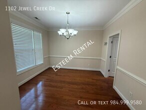 1102 Jewel Creek Dr in Cary, NC - Building Photo - Building Photo