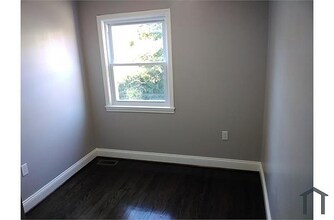 999 N Hill Rd in Baltimore, MD - Building Photo - Building Photo