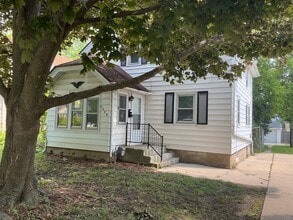 6028 N 38th St in Milwaukee, WI - Building Photo - Building Photo
