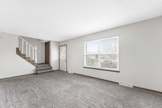811 Shadow Ln in Toledo, OH - Building Photo - Building Photo