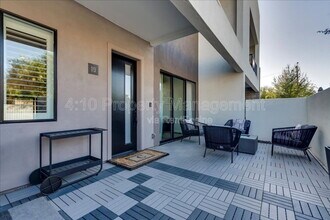 1111 E Missouri Ave in Phoenix, AZ - Building Photo - Building Photo