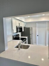 124 Stillwater Cir in Jupiter, FL - Building Photo - Building Photo