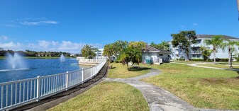 8640 SW 212th St in Cutler Bay, FL - Building Photo